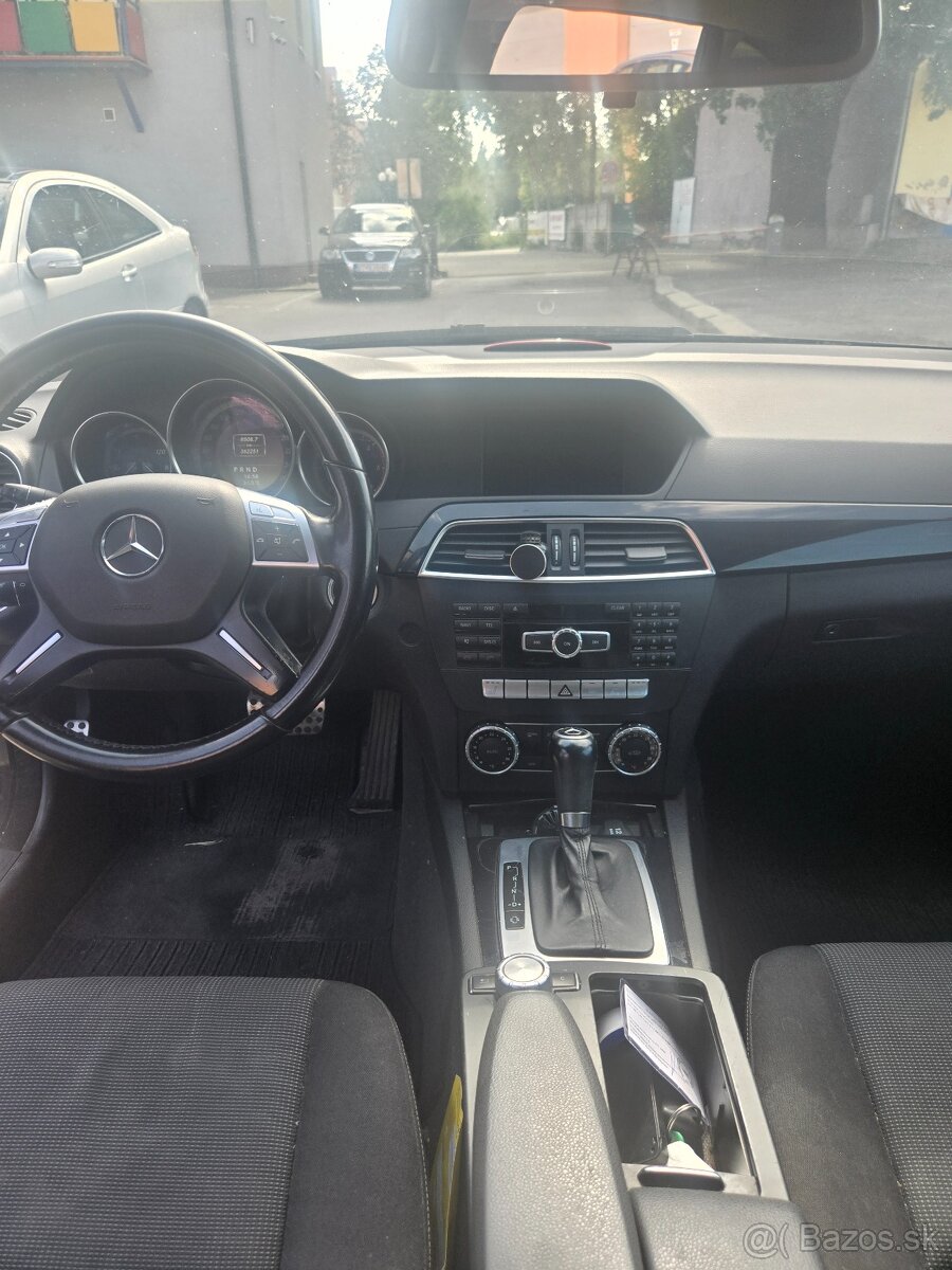 Mercedes C204 200 cdi - 9