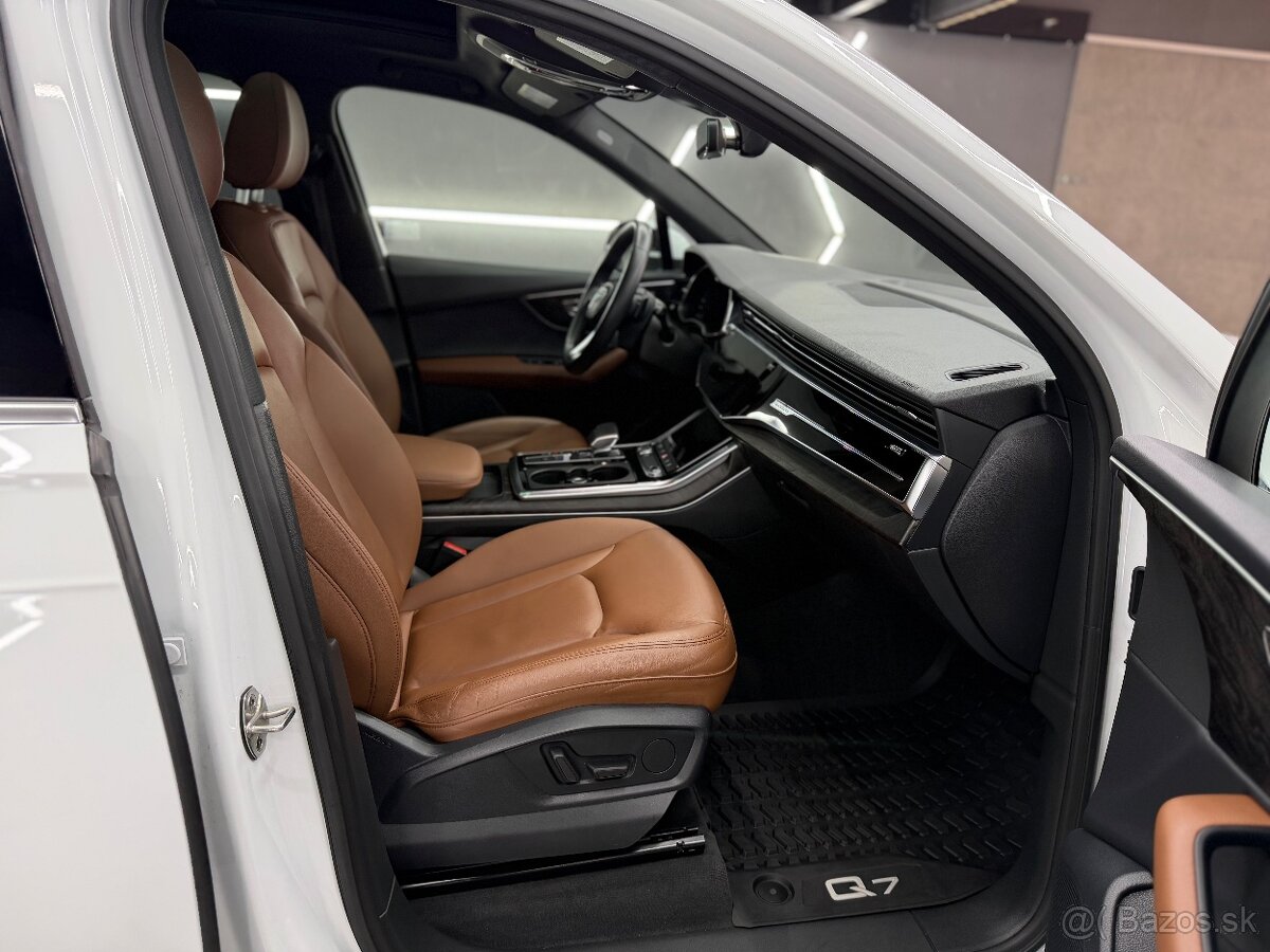 Audi Q7 55 TFSI quattro - 9