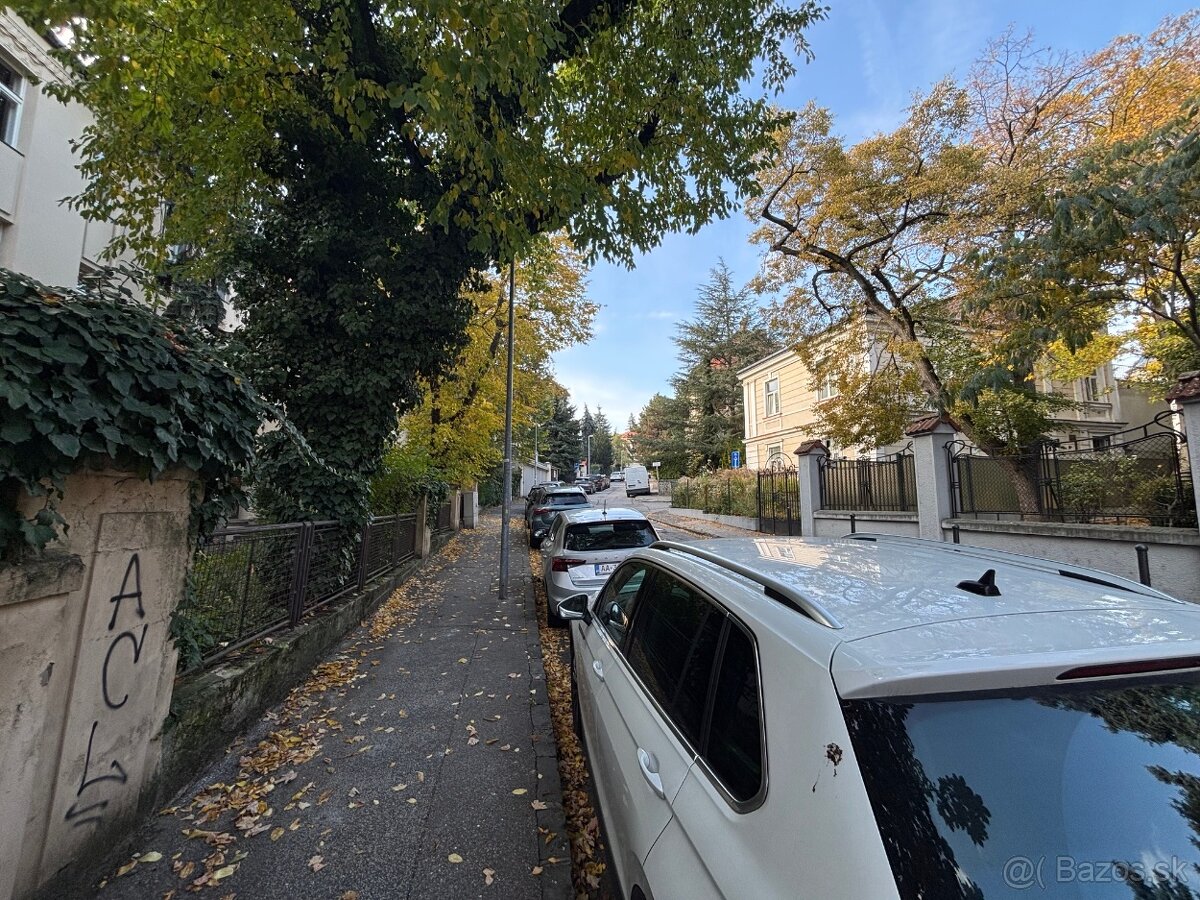 Unikátny staromestský byt 75m, ul. Palisády, top INVESTÍCIA - 9