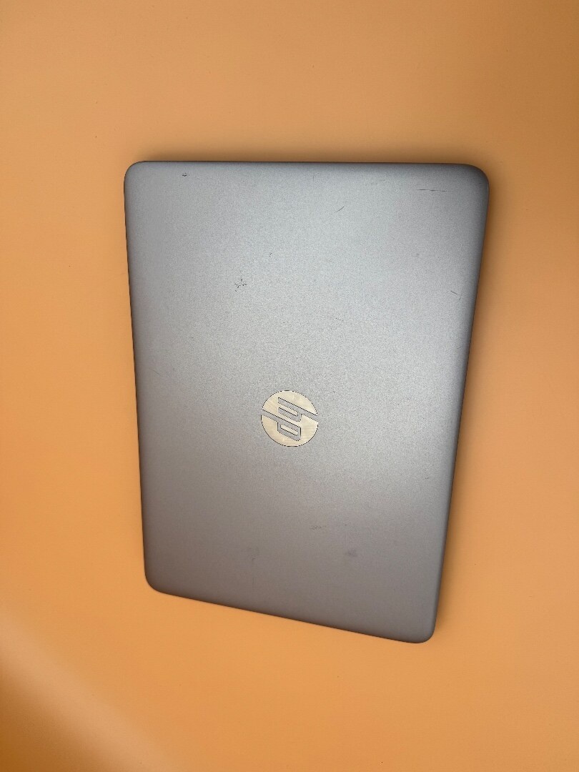 Notebook HP EliteBook 840 G3 i5-6200U / 6GB RAM / SSD + HDD - 9