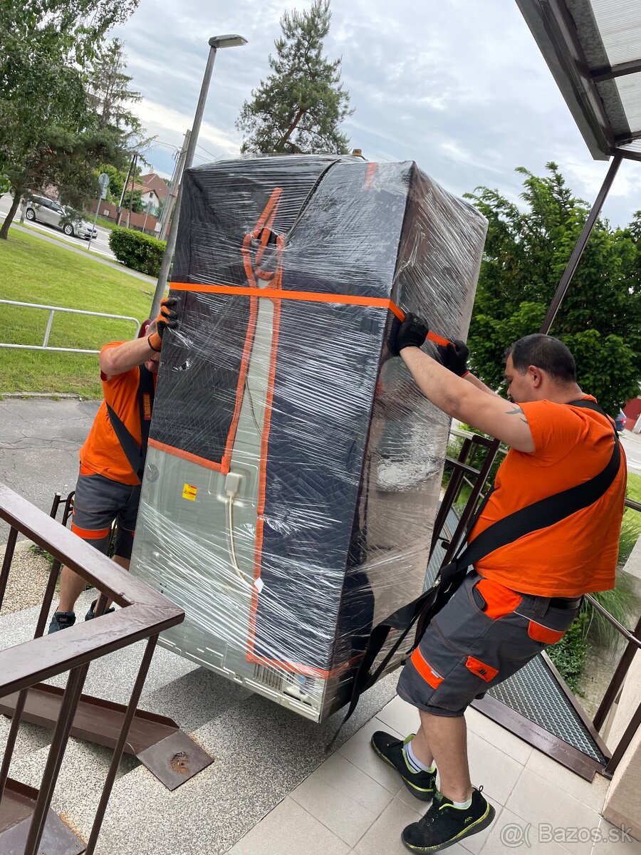 Stahovanie Dunajska Streda, skladovanie, preprava+hydraulika - 9