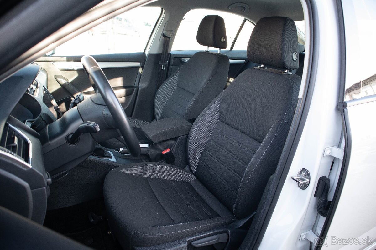 Škoda Octavia 2.0 TSI Ambition DSG - 9