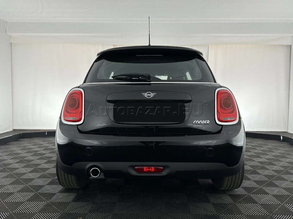 Mini Cooper 2020 F56 odpocet DPH top stav upravena cena - 9