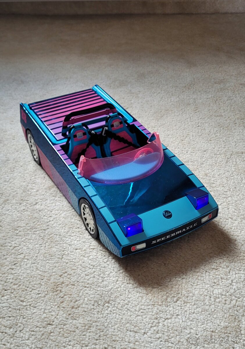 LOL Surprise auto s bazenom - 9