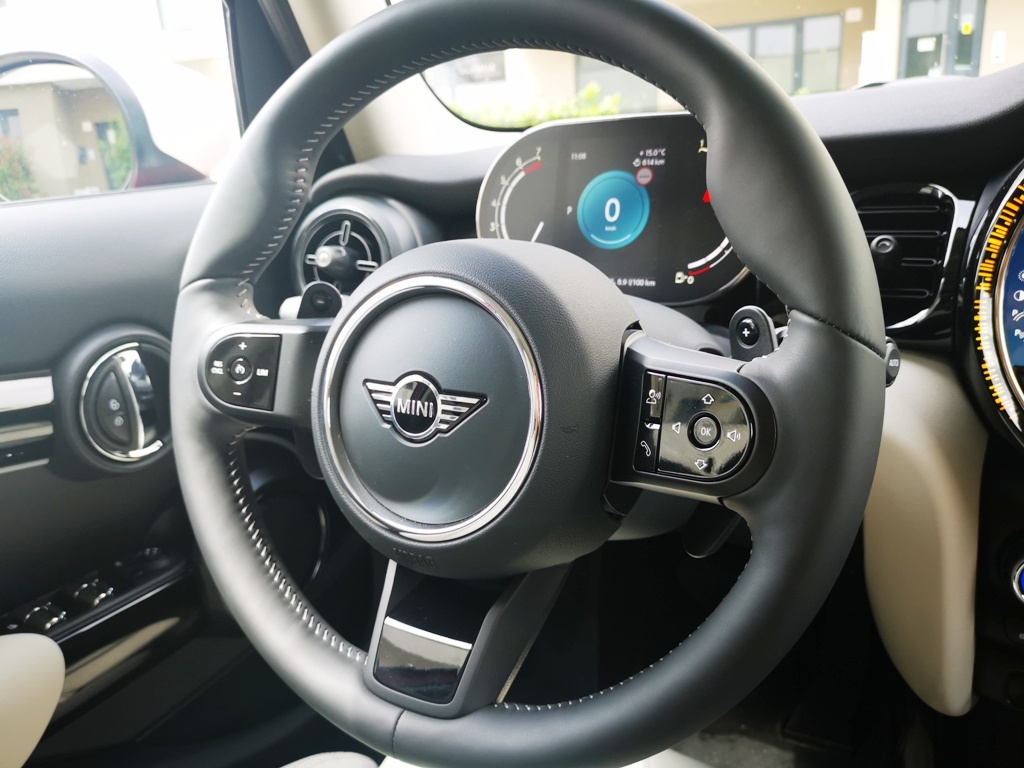 MINI Cooper S - 2023 - 5700km - Záruka - 9