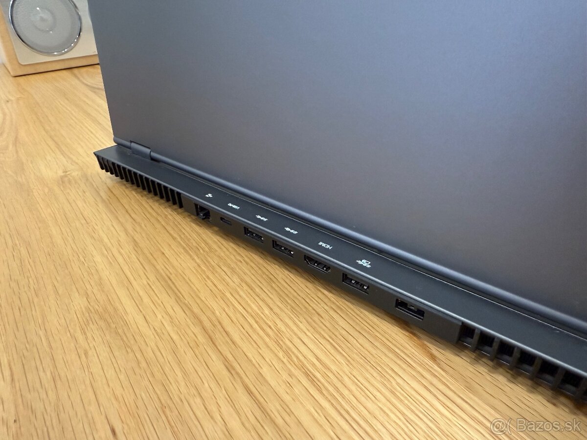 Lenovo Legion 7 16ACHg6 - 9