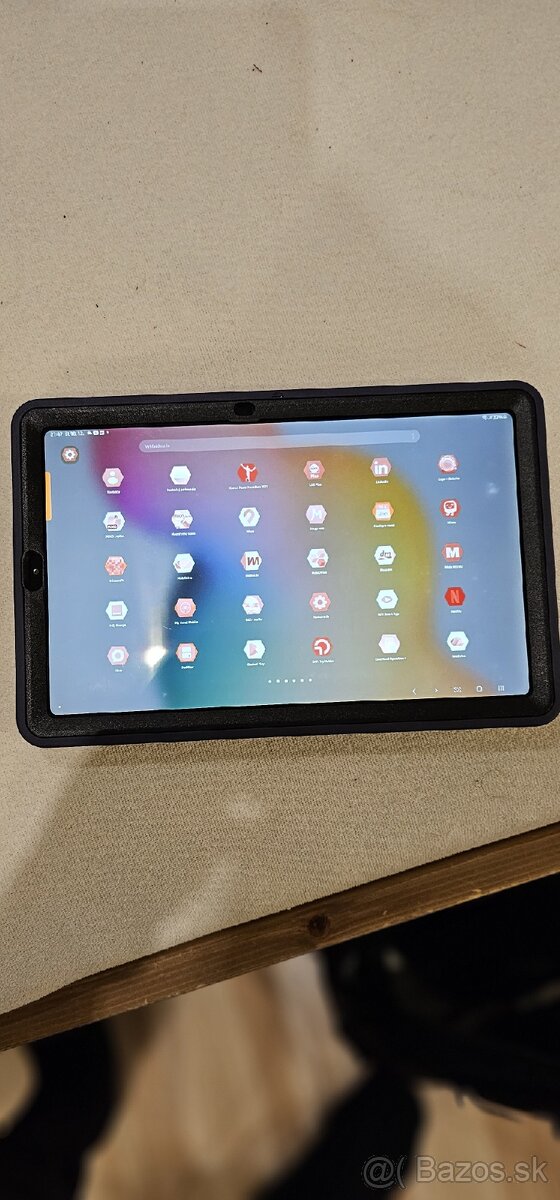 Predám tablet Samsung S6 Lite verziu LTE - 9