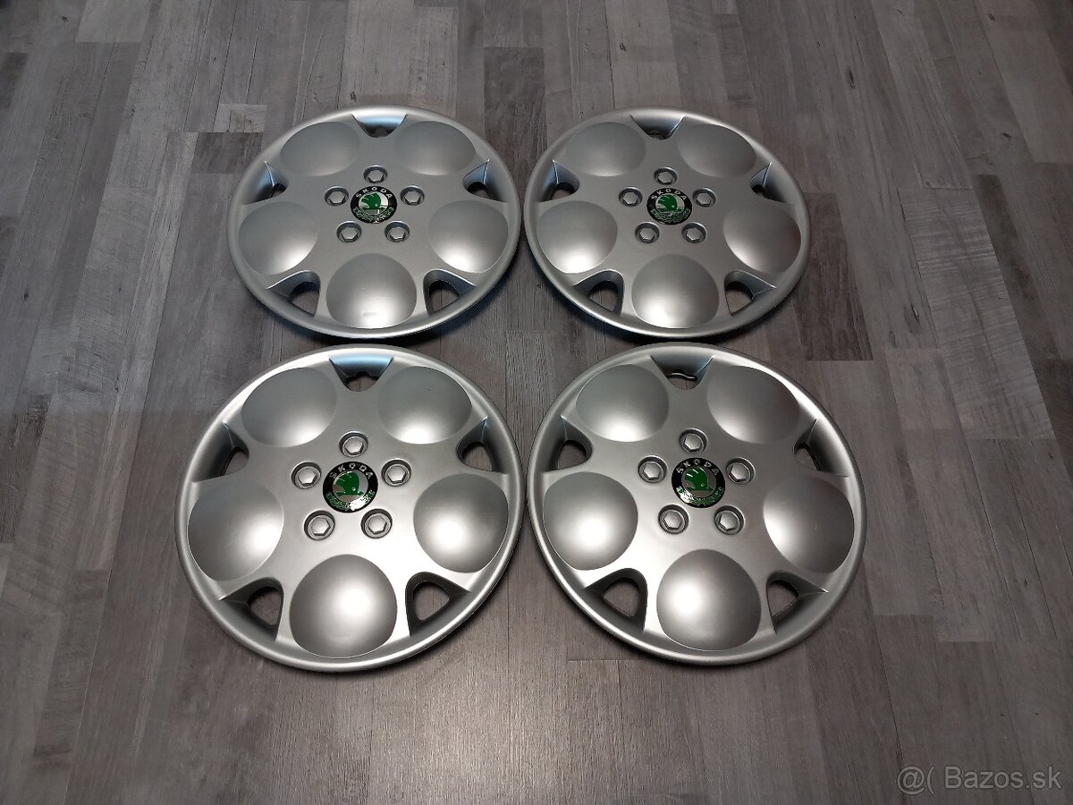 Dobové puklice Bouli, Škoda sada - 9