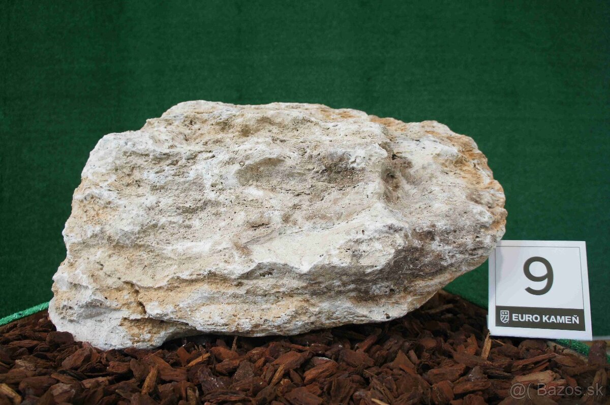 Predaj okrasných travertínových solitérov do skaliek - 9