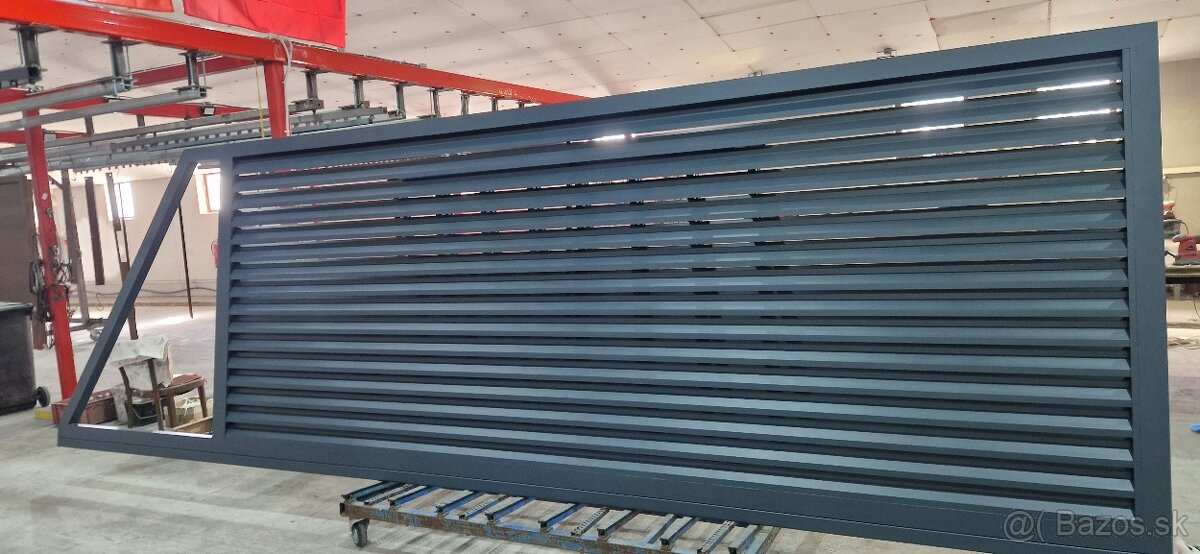 Posuvná hliníková brána - 9