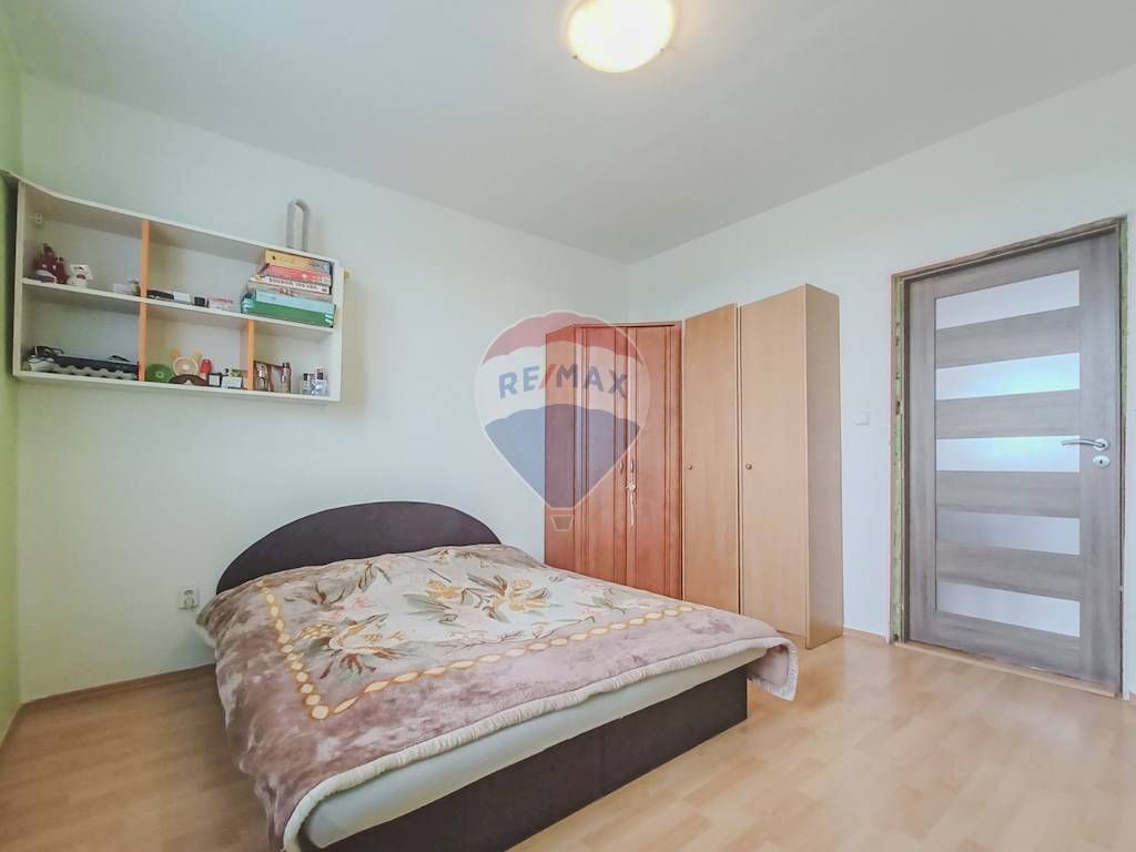 3 izbový byt s balkónom v obľúbenej lokalite na PREDAJ | GAL - 9