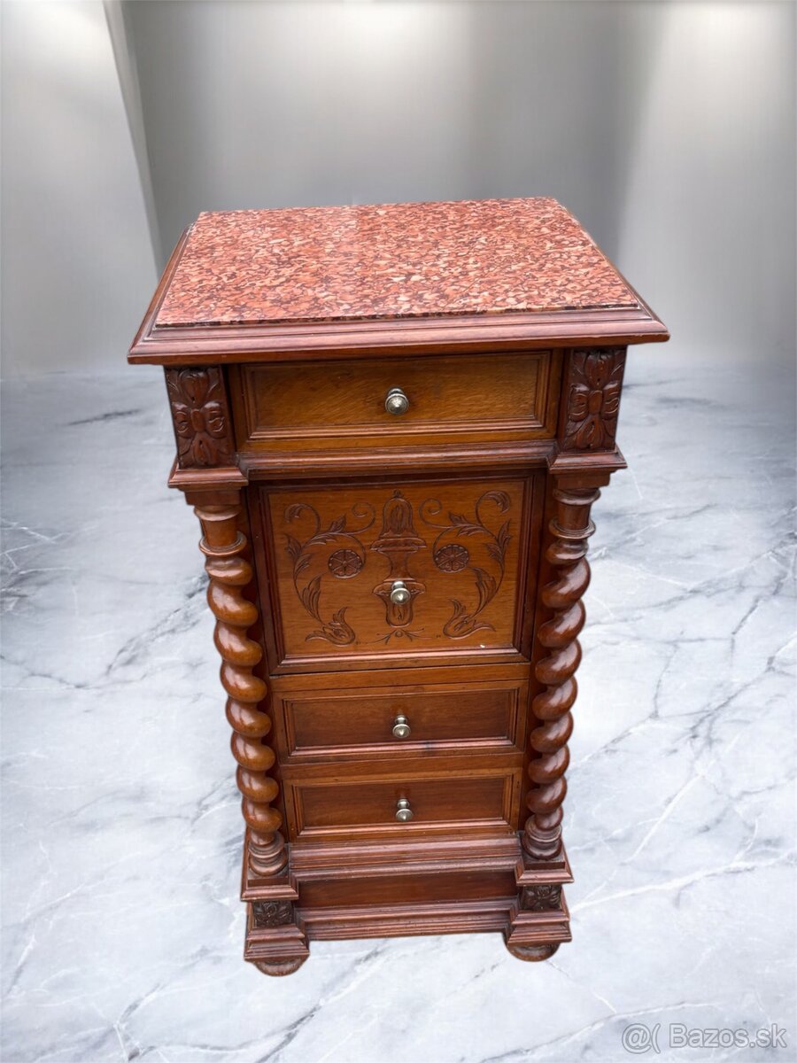 Absolútne nádherná parížska sólo spálňa - 19.storočie - 9