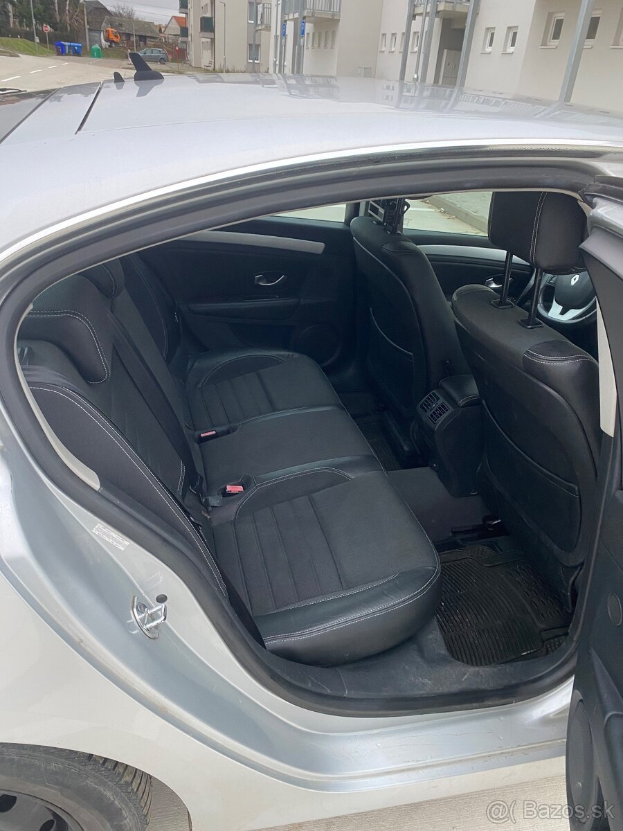 Predám Renault Laguna III - 9