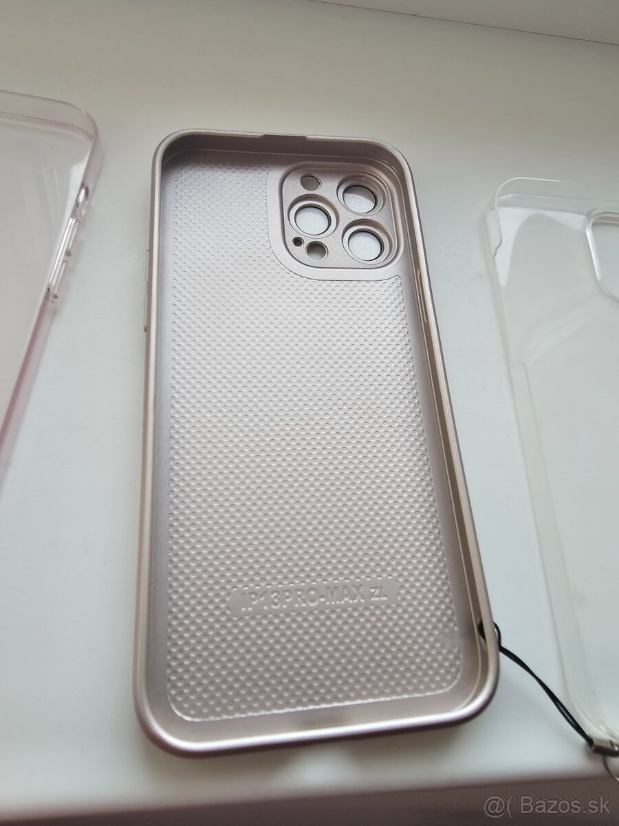 Karl lagerfeld iphone xs . Nový. Iphone 13pro max - 9