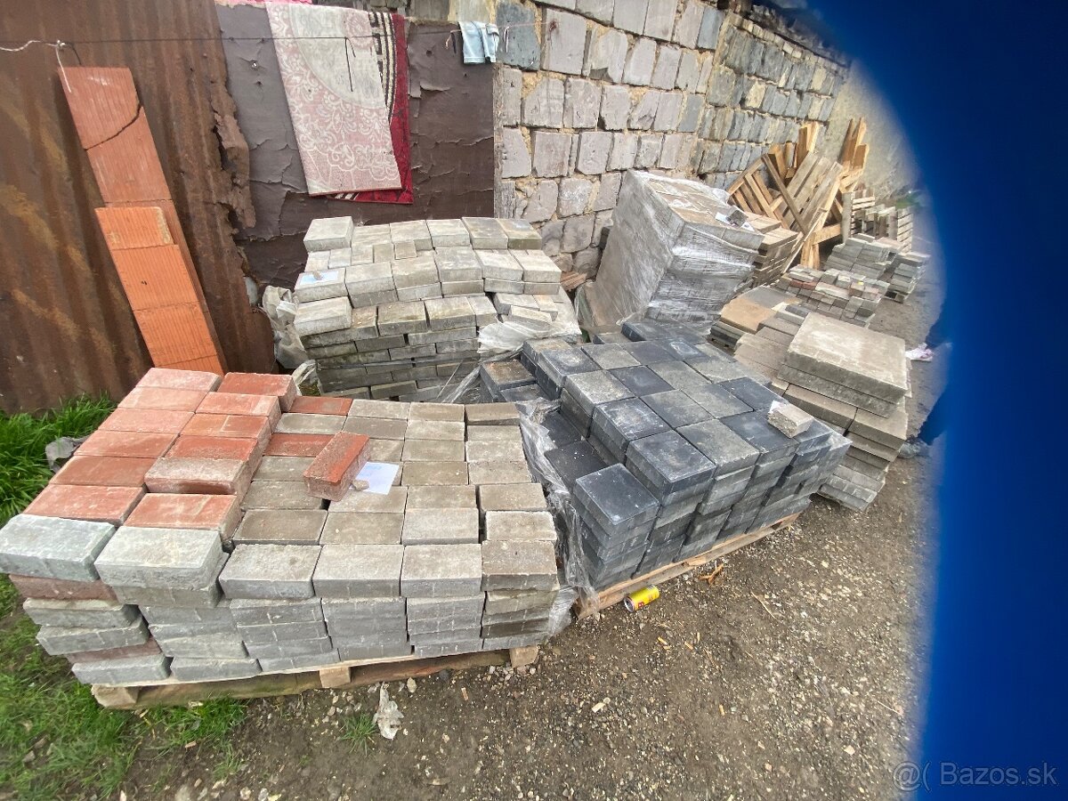 Zámková dlažba , okrasné tvárnice , betónové strešný - 9