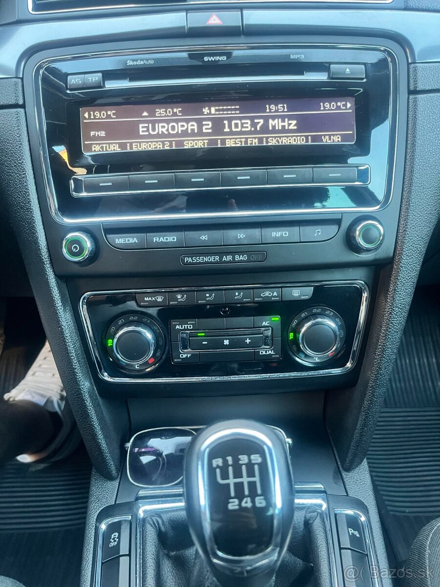 SKODA SUPERB - 9