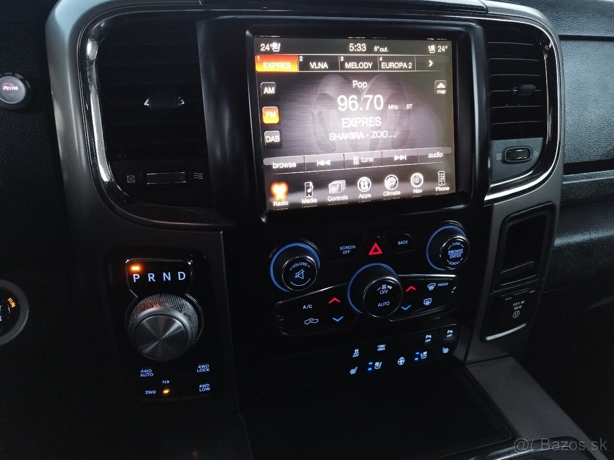 Dodge RAM 5.7 HEMI Sport - 9