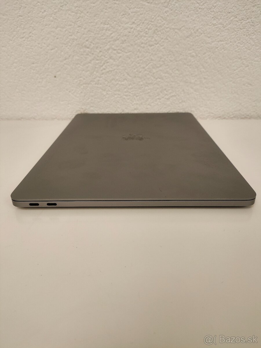 Apple MacBook Pro 13 (2017 A1708) | Intel Core i5 2.3 GHz • - 9