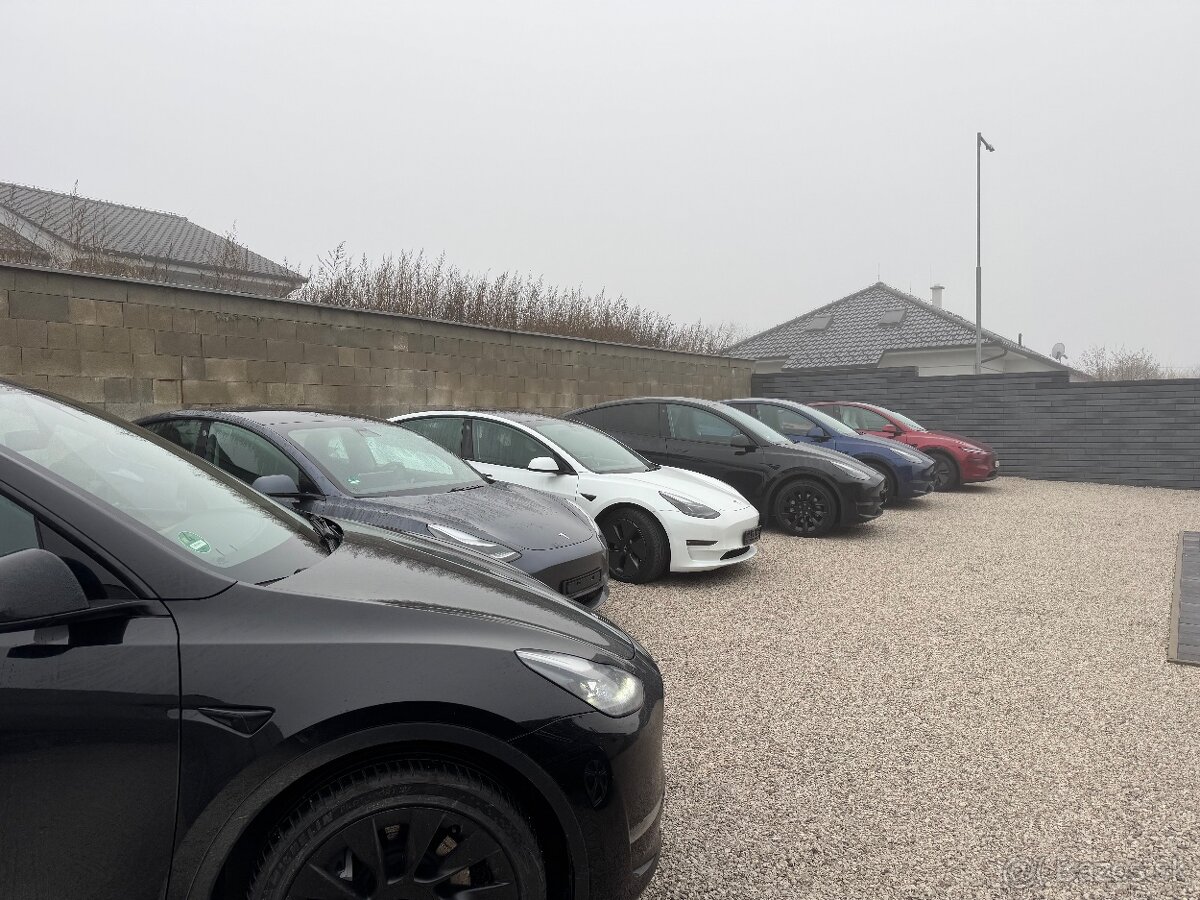 Tesla Y Long Range 4x4 EAP Ťažné - 9