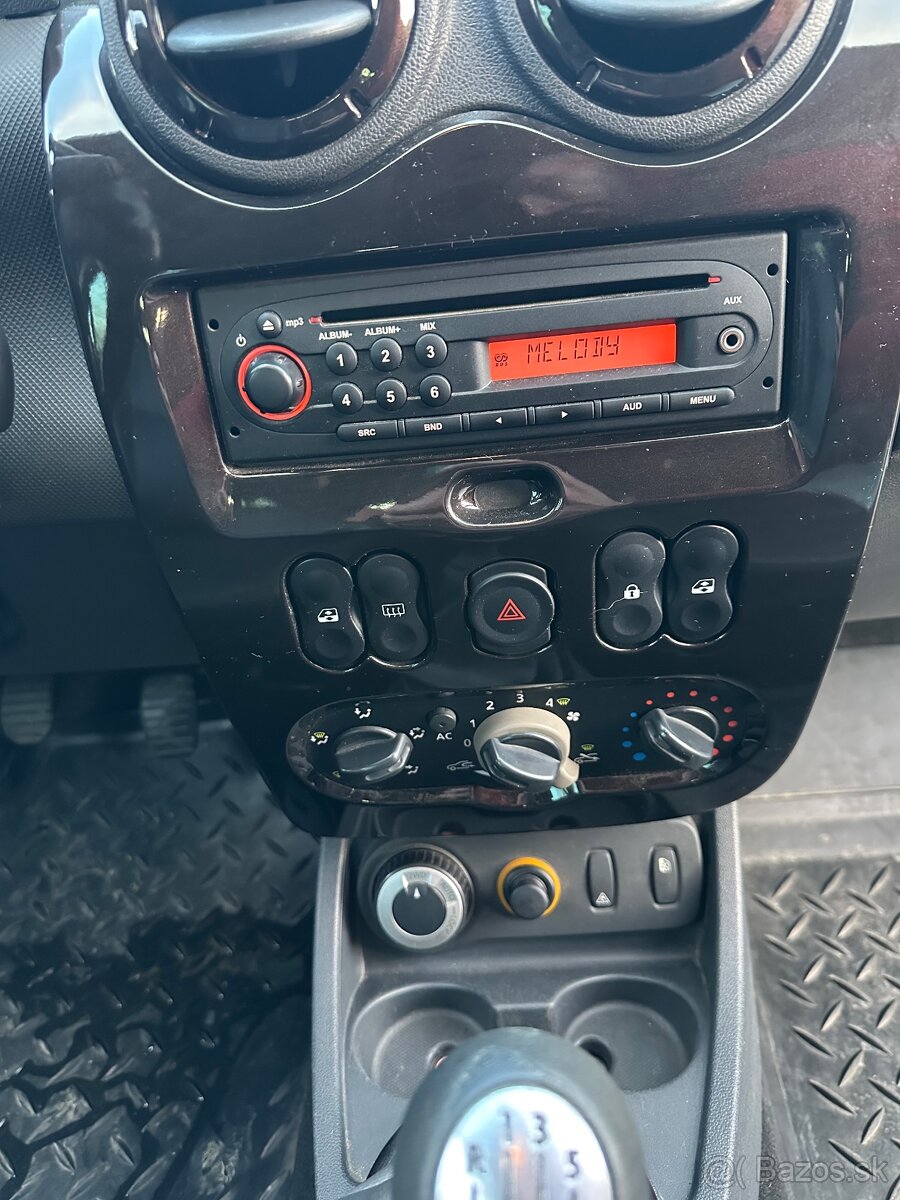 Dacia Duster 1.5dCi 4x4 - 9