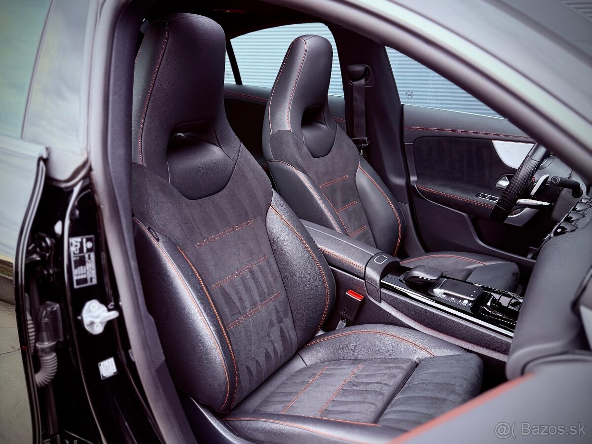 Mercedes-Benz CLA 180 AMG Line - 9