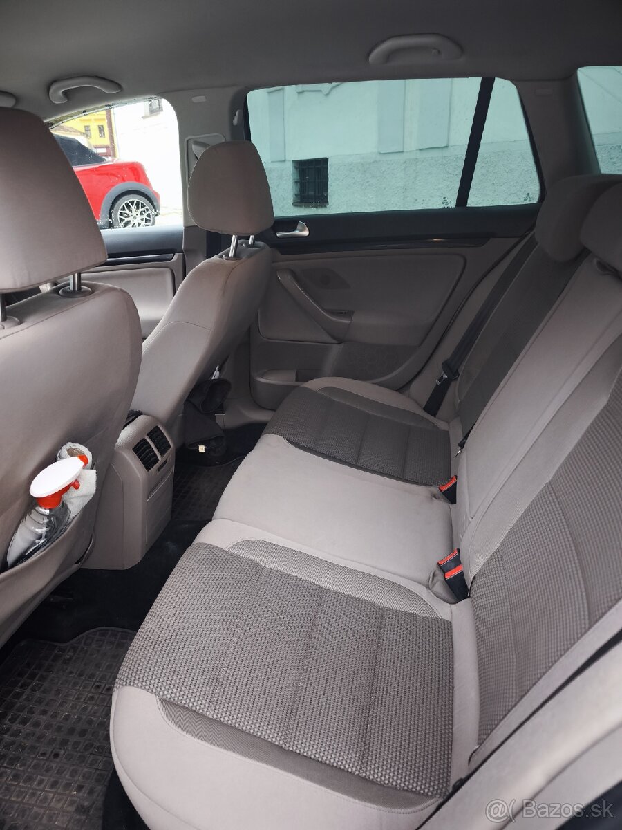 Predám VW golf 6 variant 1.6 tdi 77kw - 9