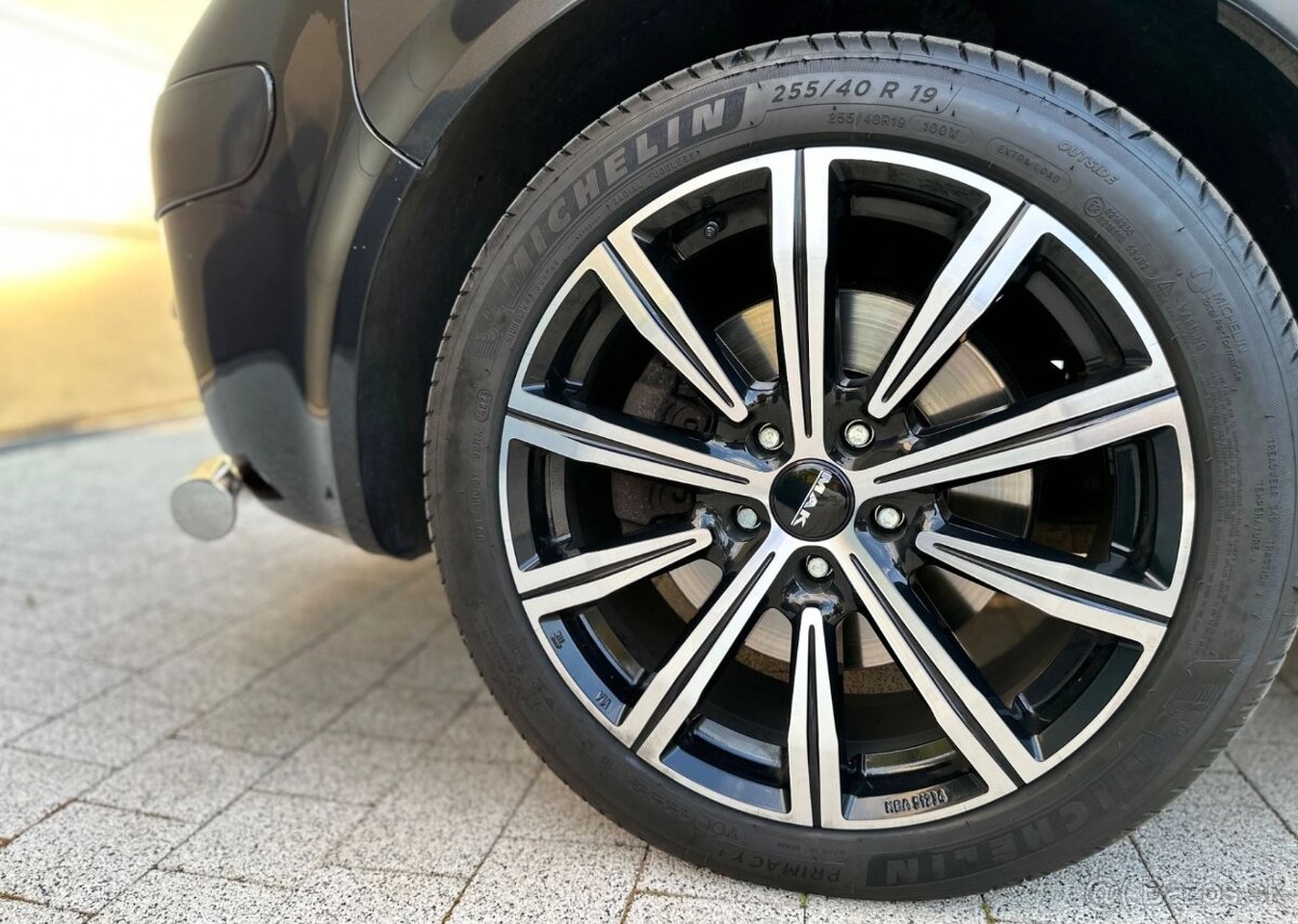 Volkswagen Multivan V6 L1 Highline - 9