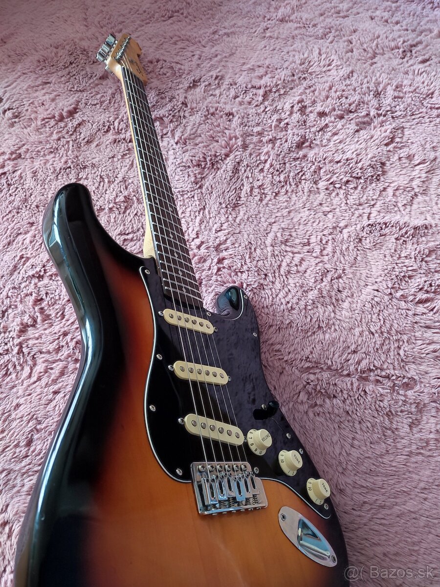 Squier Bullet stratocaster - 9