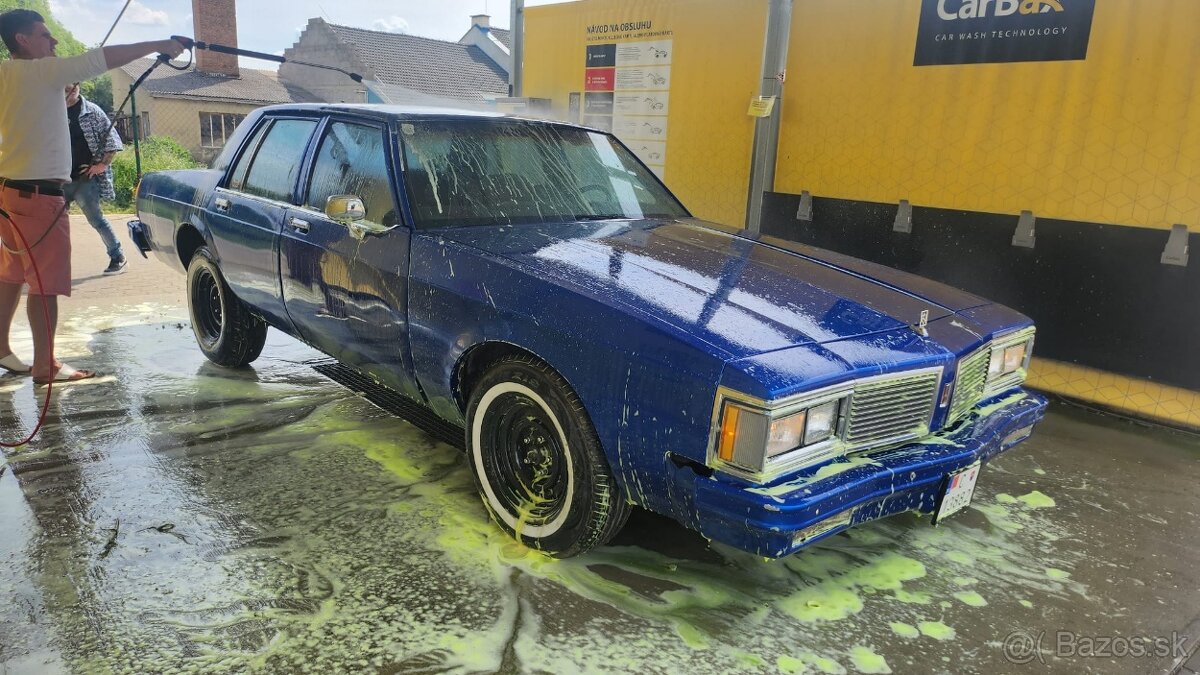 Oldsmobile Delta 88 5,7L V8 1979 - znížená cena - 9