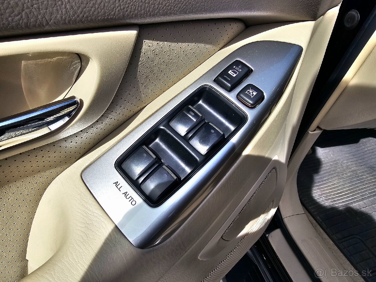 Toyota Land Cruiser 3.0 D-4D Lux+ A/T - 9