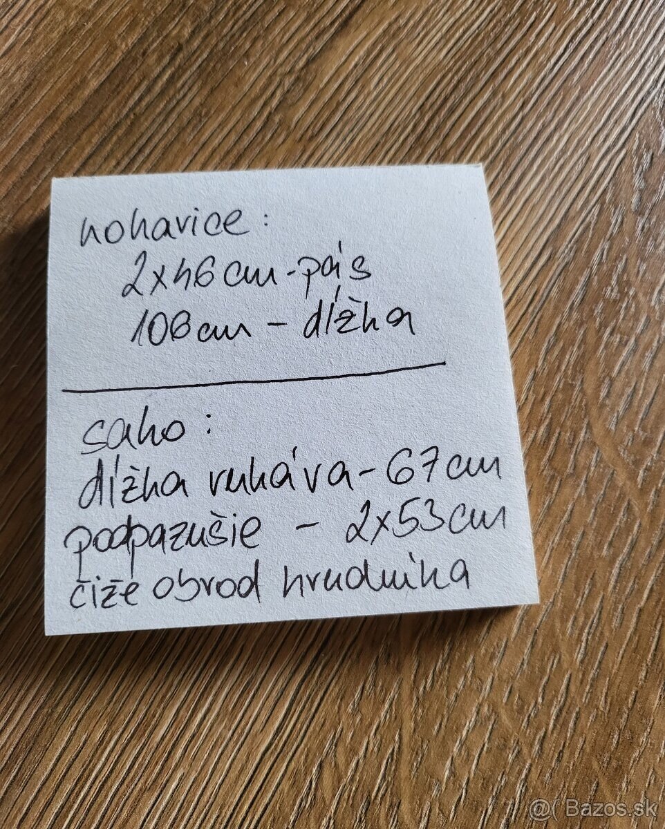 TMAVOMODRÝ OBLEK - 9