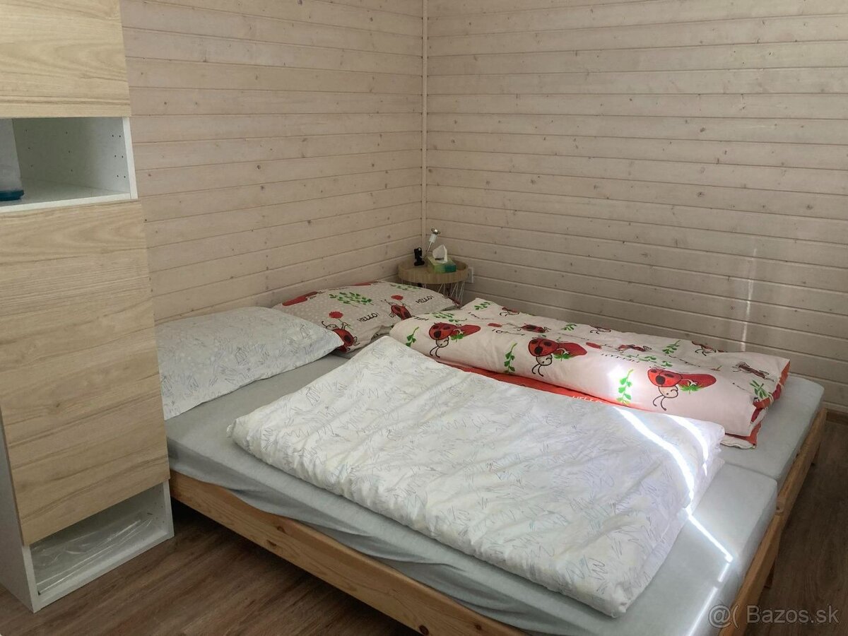 Na predaj pozemok s rekreačnou chalupou - 9