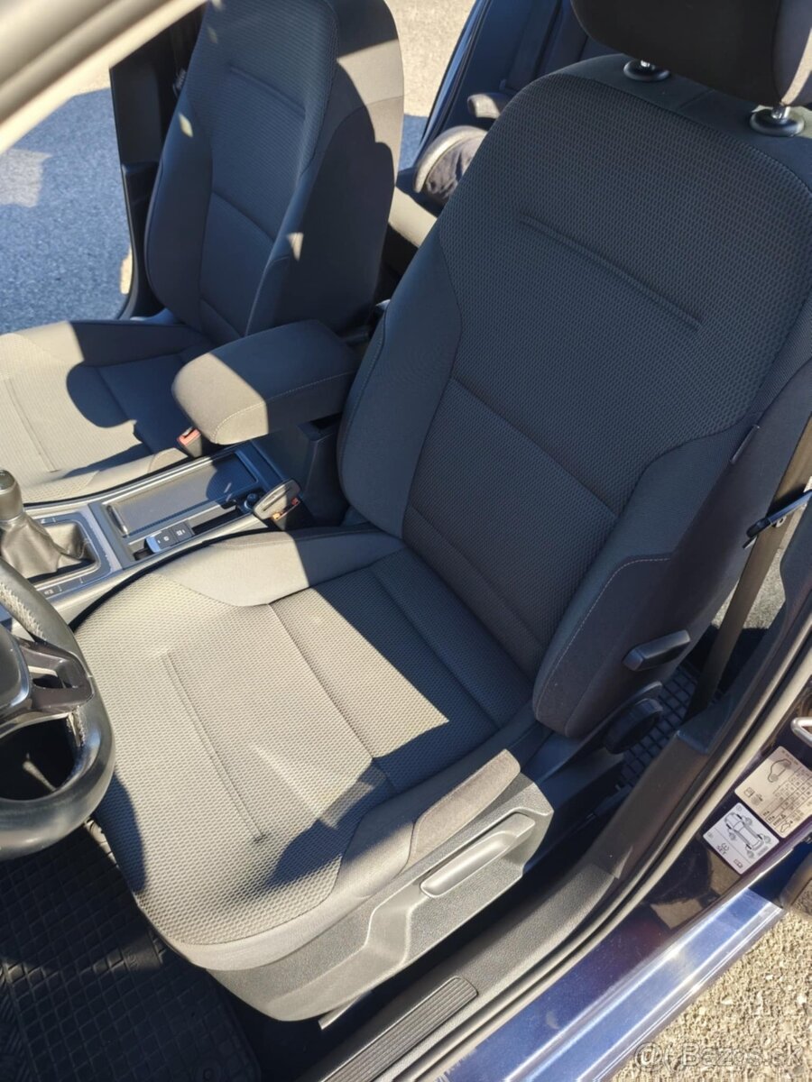 Volkswagen Golf 7 1.2 tsi 81kw Comfortline 2016 Slovenske - 9