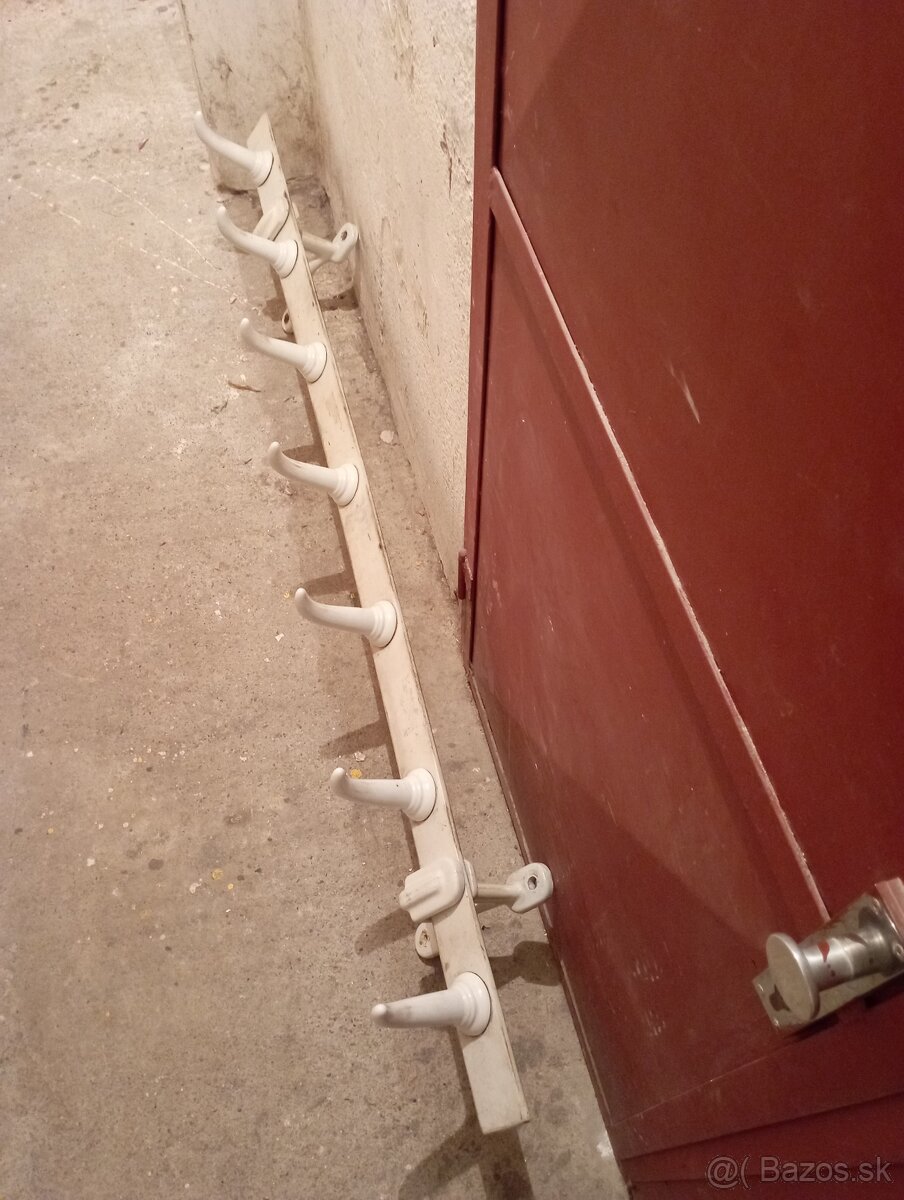 Starožitné mäsiarske háky. Vešiaky - 9