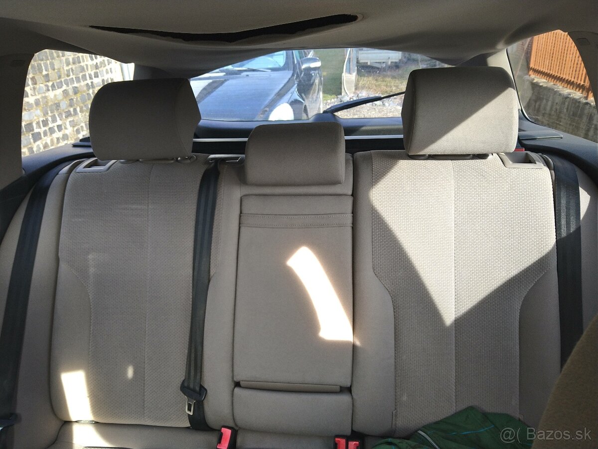 Volkswagen Passat B6, combi, 1,9 TDI, 77kw - 9