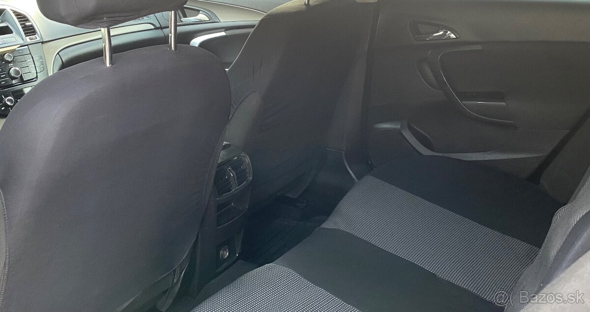 Predám Opel Insignia Combi S/T 2.0 CDTI. R.v. 2013 Kup SR - 9