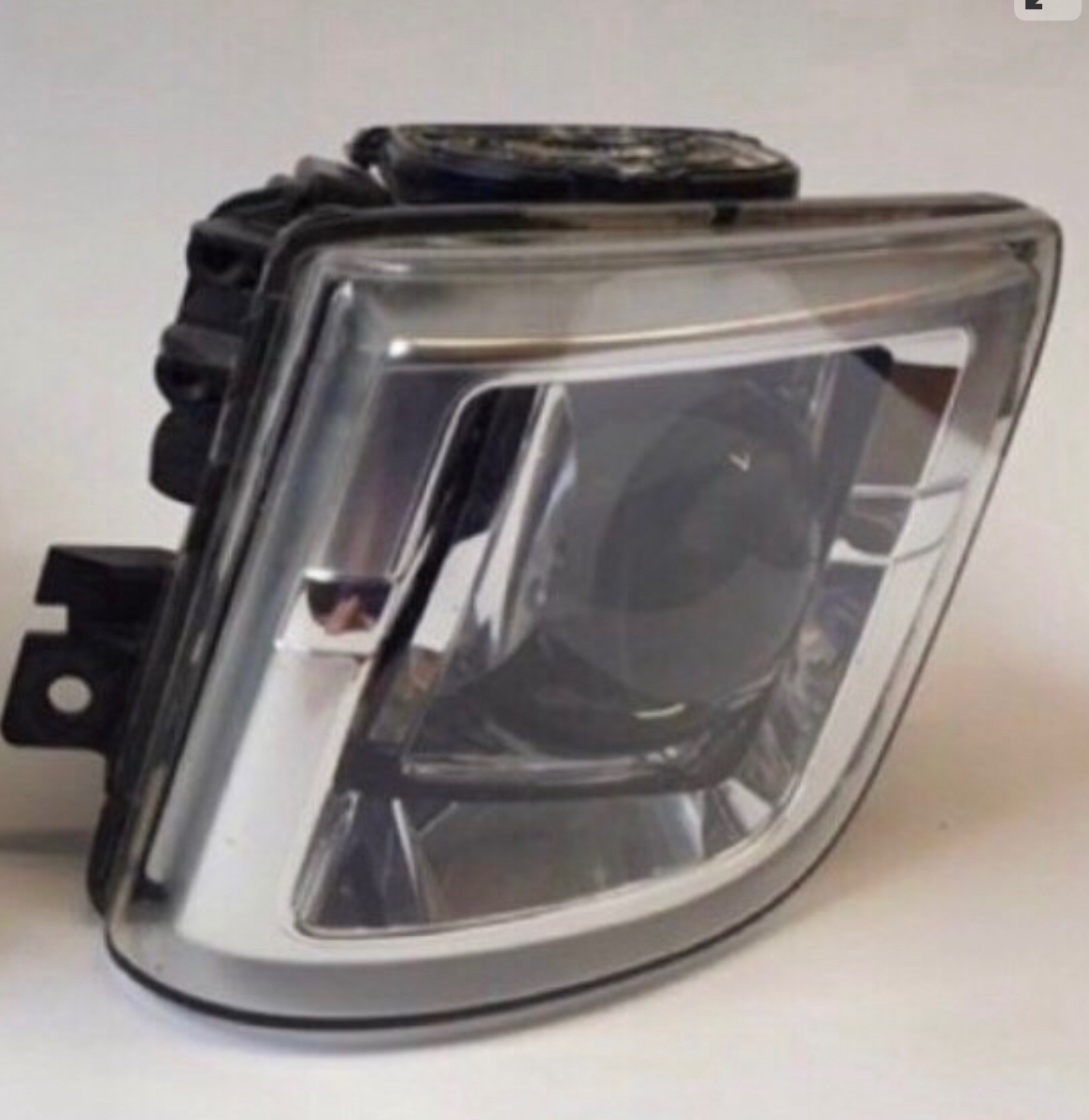 BMW -7- F01 PREDNÝ A ZADNÝ NARAZNIK - KUFROVE DVERE - 9