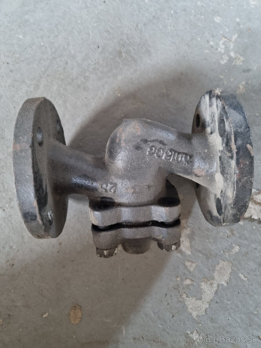 Prírubové liatinové šupatko ,ventil, armatura. - 9