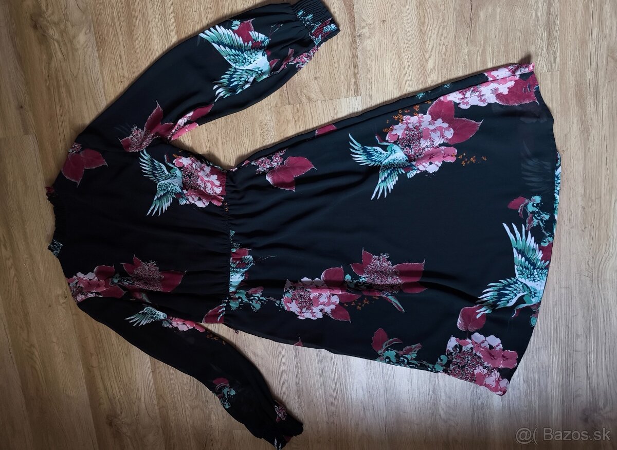 Čierne vzorovaná šaty - 9