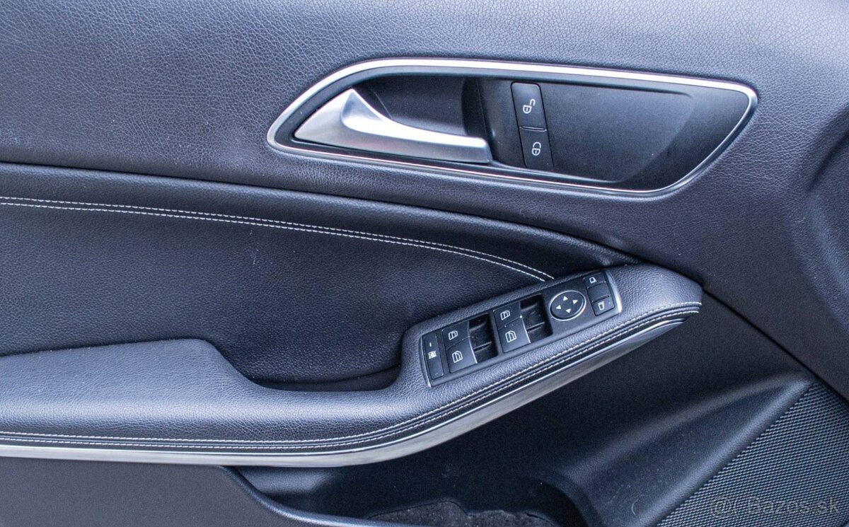 Mercedes-Benz GLA 220 d 4MATIC A/T - 9