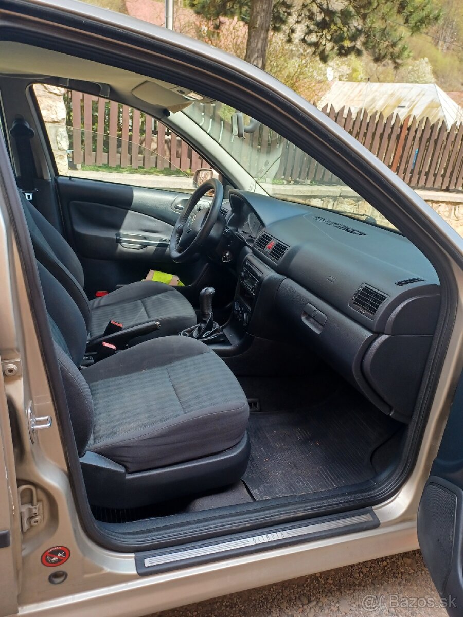 Škoda Octavia 1.6i 74kw - 9