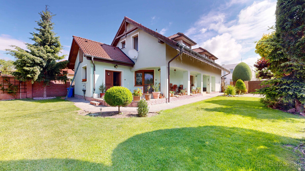 EXKLUZÍVNE V RK CASMAR – Na predaj veľmi pekný rodinný dom v - 9