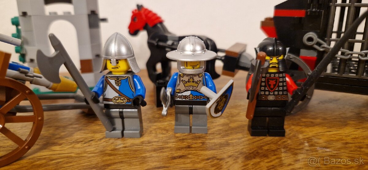 Lego Castle 70401 Gold Gateway & 70403 Dragon Mountain - 9