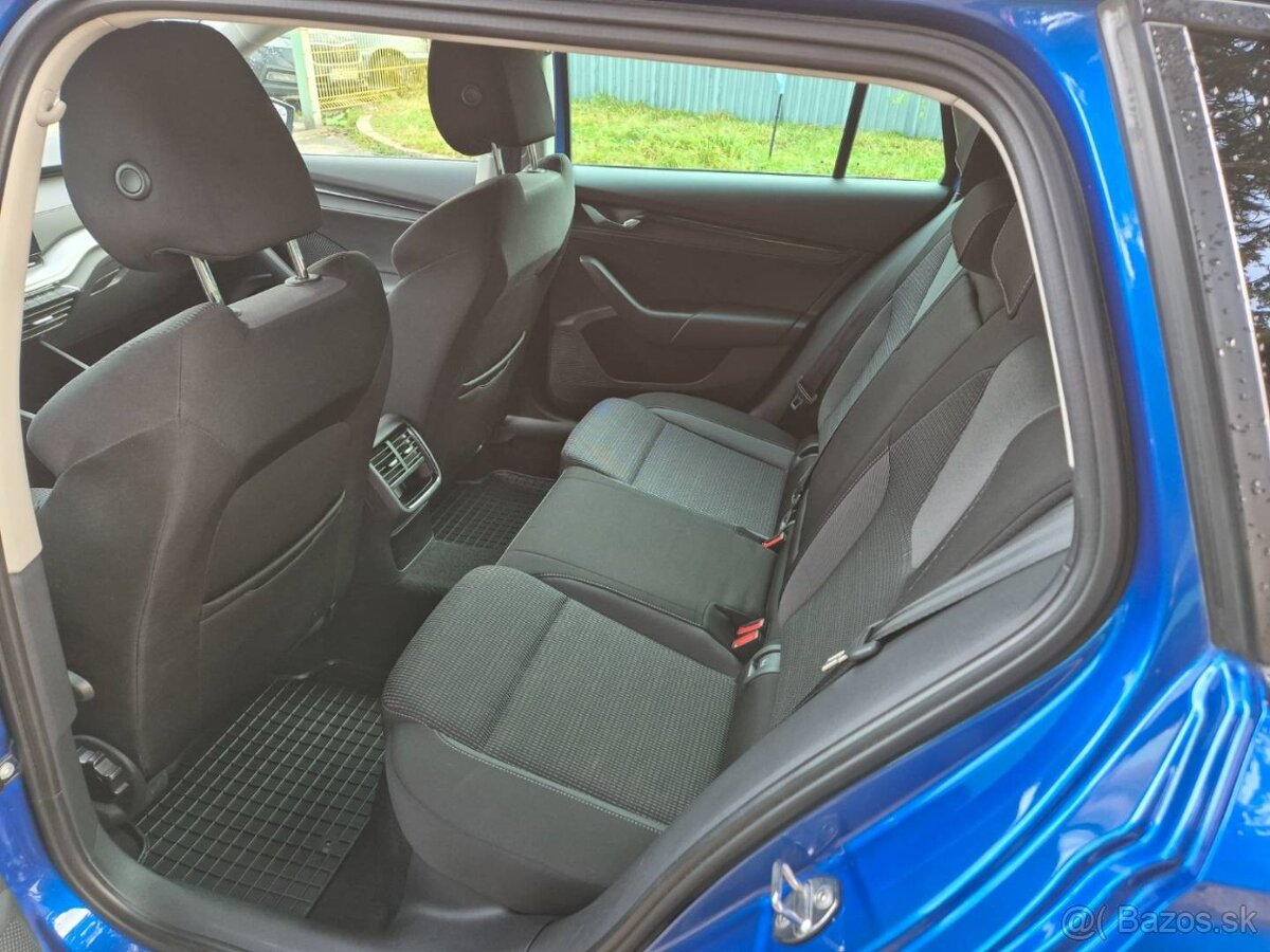 Škoda Octavia Combi 2.0 TDI SCR Style DSG - 9