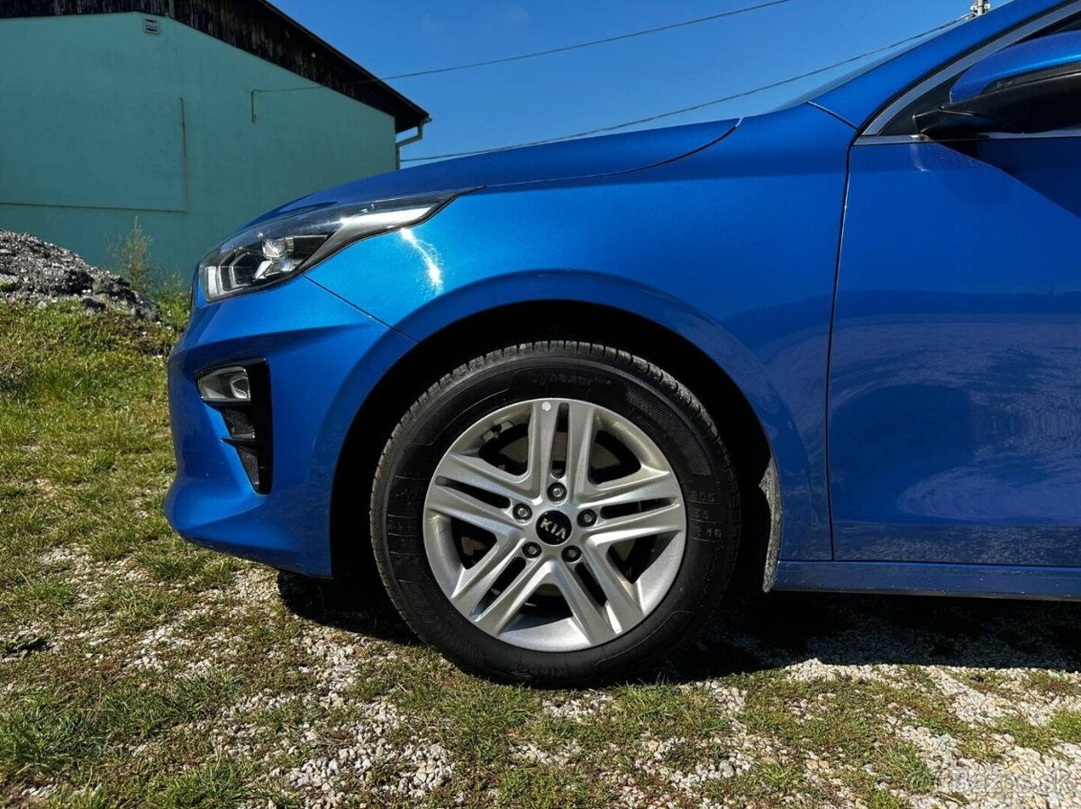 KIA Ceed SW 1.6 CRDi Gold - 9