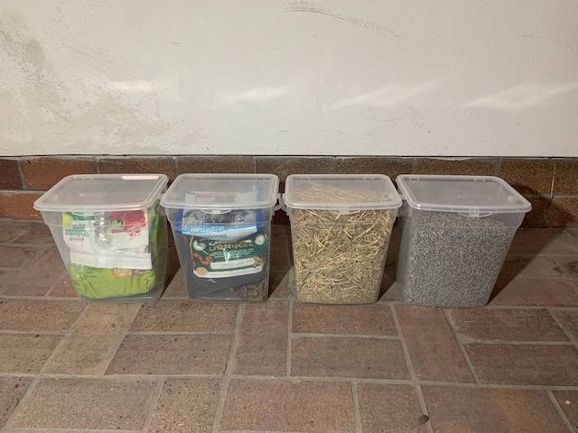 Klietka pre zajaca + prislusenstvo - 9