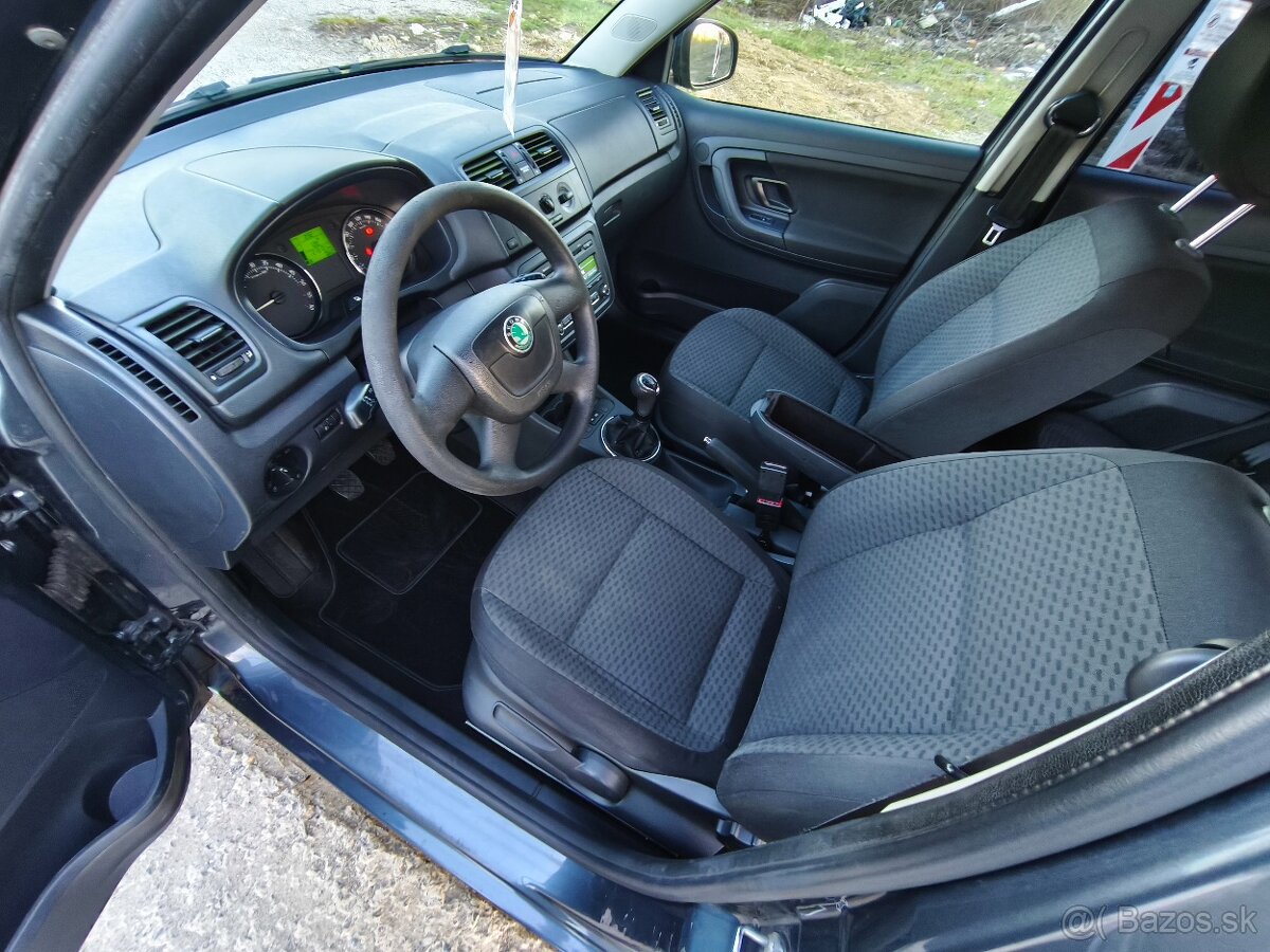 Škoda Fabia 2 - 9