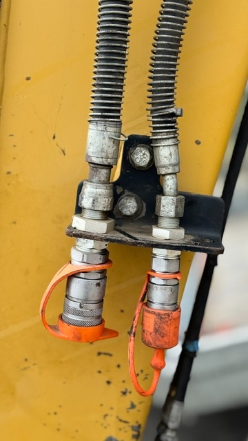 Pásový bagr CAT 305D CR - 9