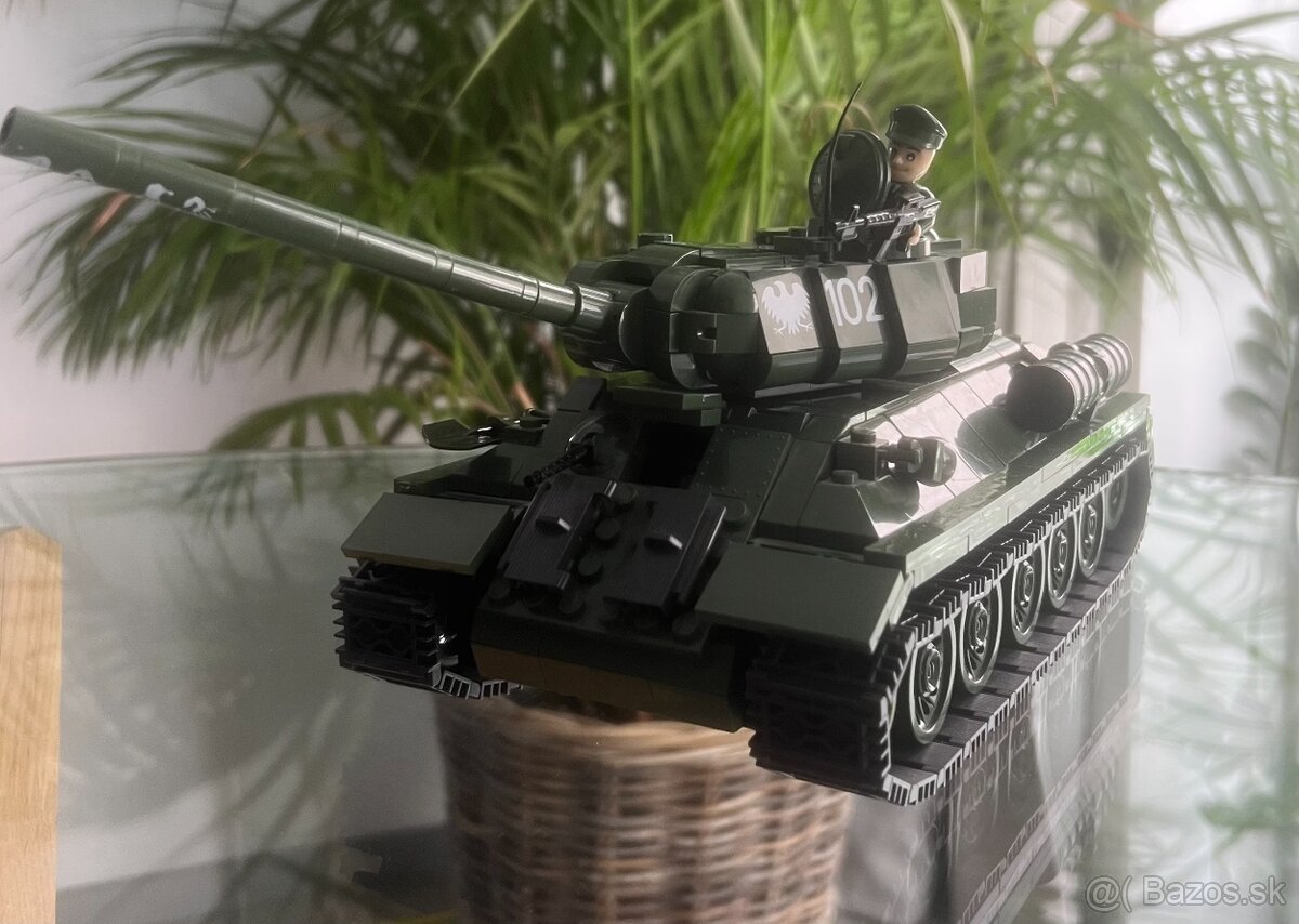tanky Cobi - 9