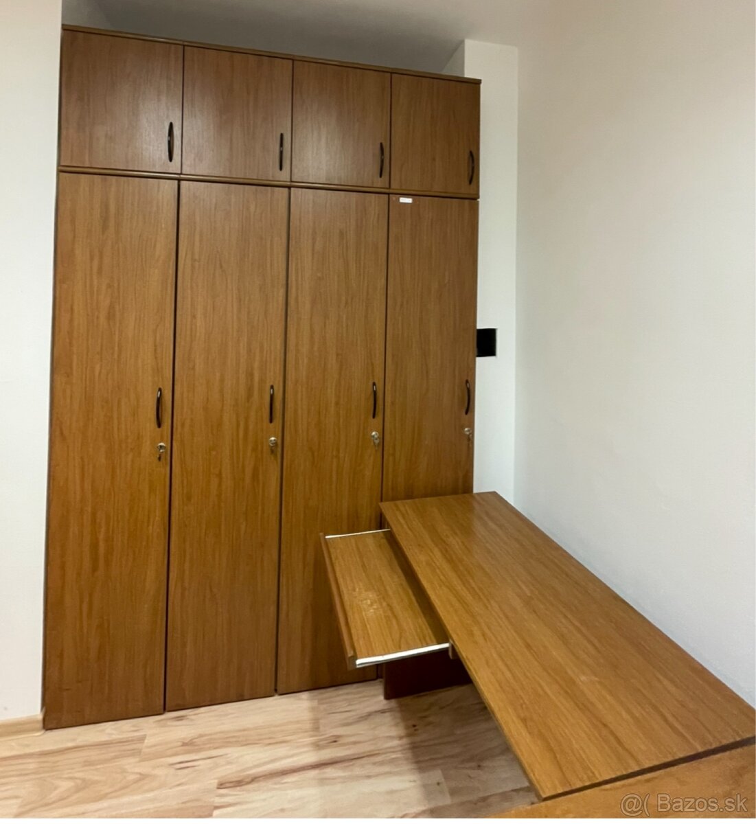 Predám kancelársky nábytok - 9